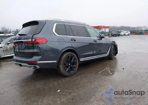 2021 BMW X7 xDrive40I z USA, uszkodzony, nr VIN 5UXCW2C06M9G96529
